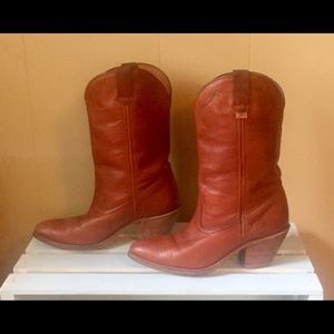 ⭐️BUY 2 GET 1 FREE⭐️ Vintage Levi’s Cowgirl Boots